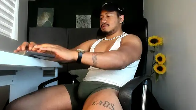 Jan Flp online show from 01-08-26, 01:06