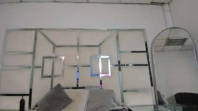 Ivanna18 x online show from 10-29-25, 04:22