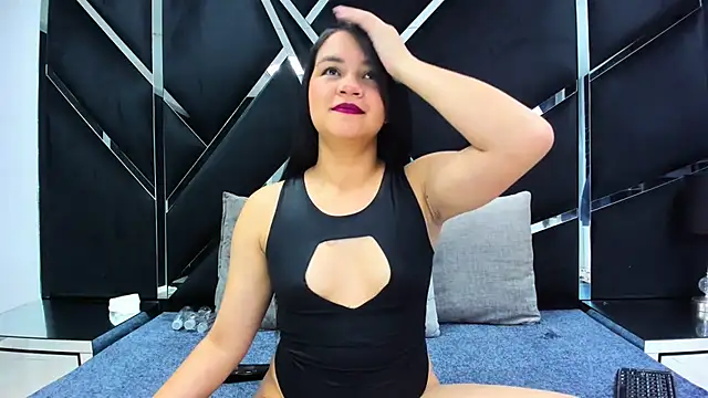 Snapshot of Ivanna18_x chatting on 12-13-24, 03:49 Ivanna18 x online show from 12-13-24, 03:49
