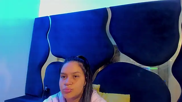 Ivanna18 x online show from 10-30-25, 03:38