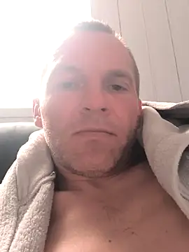Snapshot of AttractiveSilk5 chatting on 05-03-26, 11:47 AttractiveSilk5 online show from 05-03-26, 11:47