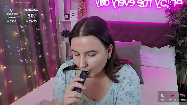 FeralPeach online show from 01-08-26, 10:32