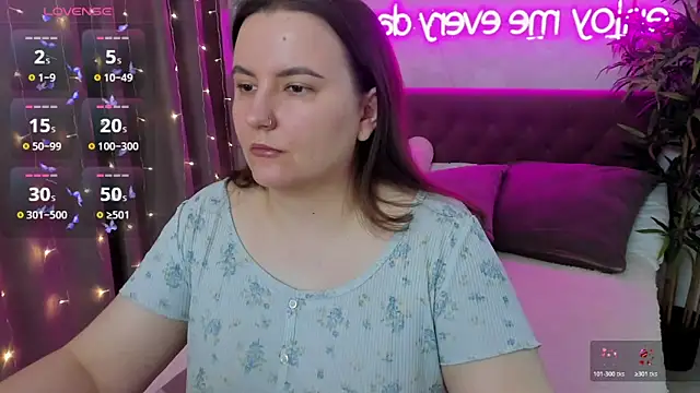 FeralPeach online show from 04-05-26, 04:30