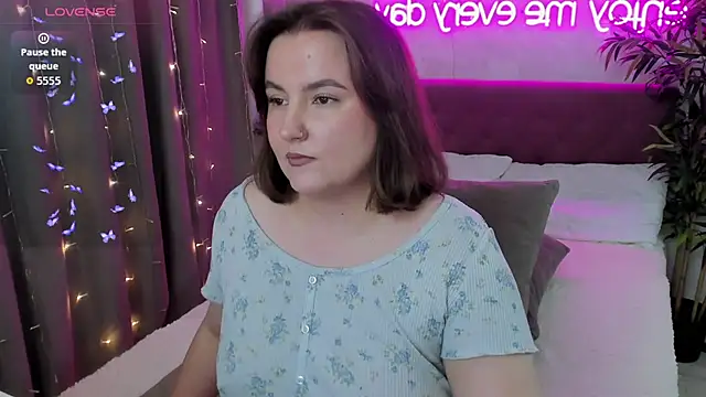 FeralPeach online show from 09-13-25, 06:13