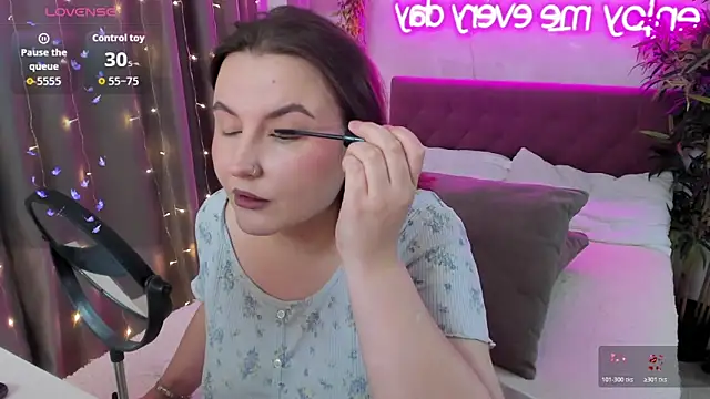 FeralPeach online show from 01-11-26, 06:42