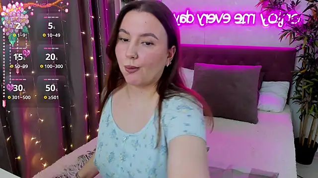 FeralPeach online show from 03-13-25, 06:48