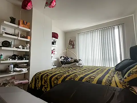 yourgoddessangela online show from 03-17-25, 05:27