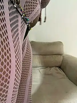 Rose berry online show from 02-17-26, 06:33