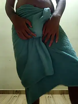 Collegeboywithbigweapan21 online show from 05-06-26, 04:44
