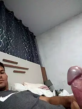 719610 online show from 11-11-25, 03:18