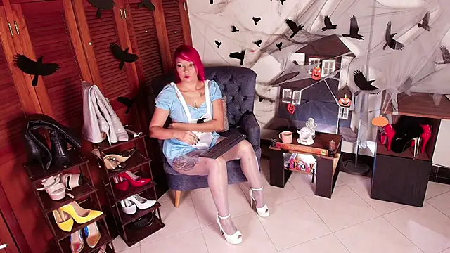 missmabelle online show from 10-25-25, 02:11