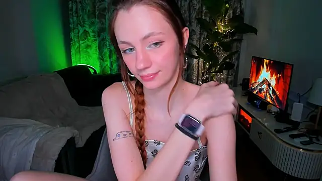 Alyssa Smitt online show from 02-21-26, 02:57