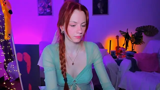 Alyssa Smitt online show from 10-27-25, 06:53