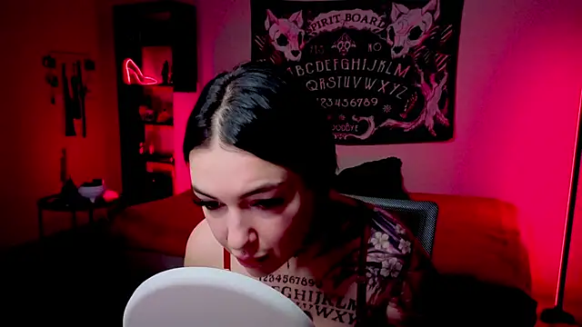 Magic Allie online show from 04-17-26, 06:55