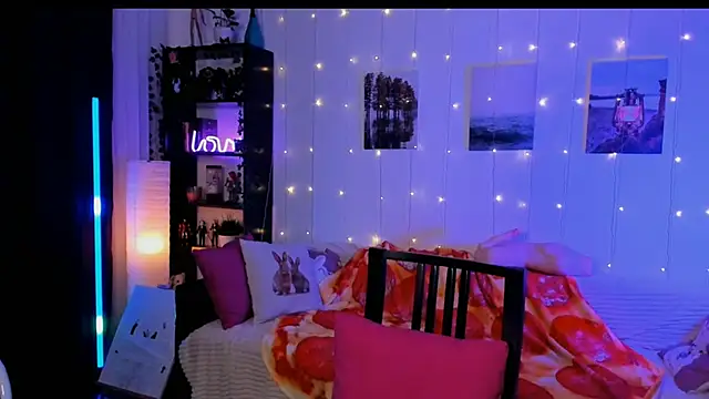 Magic Allie online show from 12-15-25, 06:41