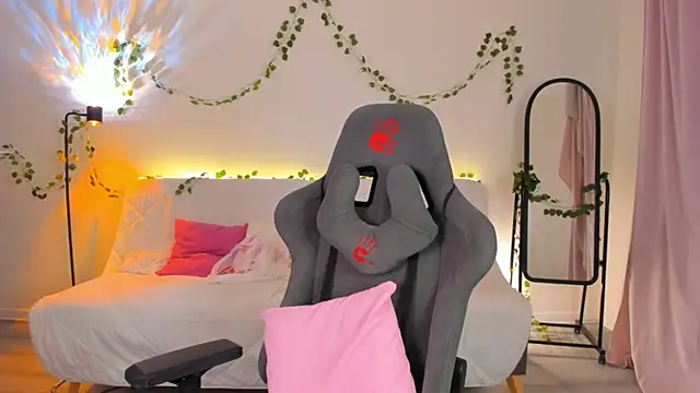 Eva Davi online show from 09-14-25, 02:12