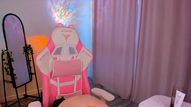 Eva Davi online show from 03-27-26, 08:26