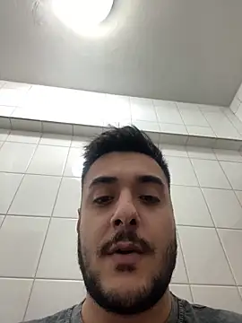 Snapshot of Metmenn7 chatting on 03-10-25, 07:40 Metmenn7 online show from 03-10-25, 07:40