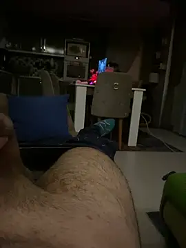 Snapshot of Metmenn7 chatting on 02-14-25, 10:36 Metmenn7 online show from 02-14-25, 10:36