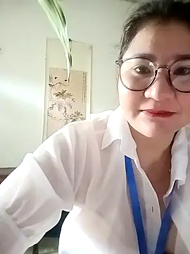 Snapshot of Rose_DiDi chatting on 04-29-26, 03:43 Rose DiDi online show from 04-29-26, 03:43