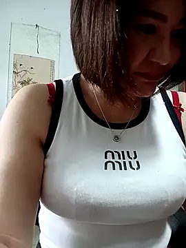 Snapshot of Rose_DiDi chatting on 04-24-26, 06:48 Rose DiDi online show from 04-24-26, 06:48