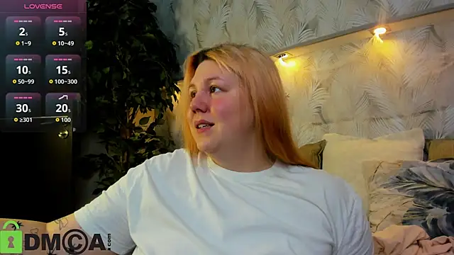 Ruth Oliver online show from 10-29-25, 01:04