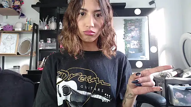 MissKorah online show from 01-26-25, 10:13