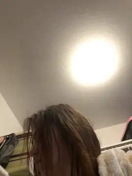 SafeinouterSpace online show from 11-06-25, 03:16