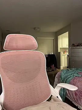 SafeinouterSpace online show from 04-15-26, 03:45