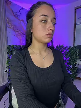 Snapshot of Ady_18 chatting on 01-17-26, 08:23 Ady 18 online show from 01-17-26, 08:23