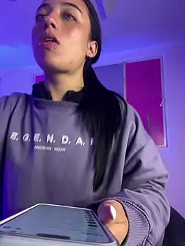 Snapshot of Ady_18 chatting on 02-24-26, 08:10 Ady 18 online show from 02-24-26, 08:10