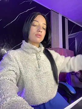 Ady 18 online show from 11-29-25, 04:07