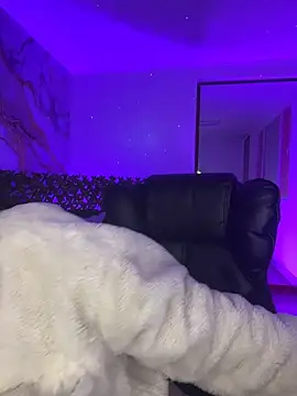 Ady 18 online show from 03-11-26, 06:24