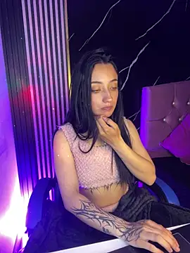 Ady 18 online show from 11-21-25, 08:19