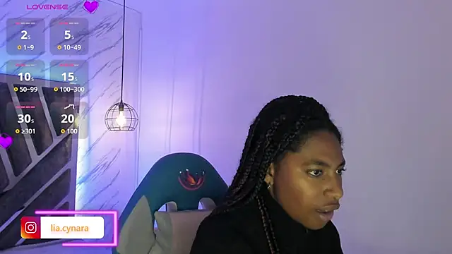 Snapshot of Queen_perla_ chatting on 09-09-25, 11:30 Queen perla online show from 09-09-25, 11:30