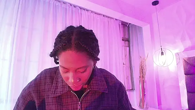 Snapshot of Queen_perla_ chatting on 06-03-26, 12:06 Queen perla online show from 06-03-26, 12:06
