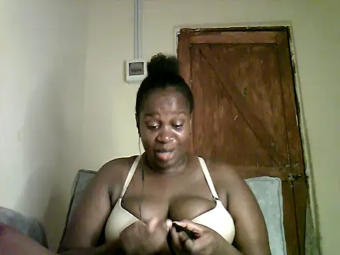 Sexy valentine001 online show from 10-19-25, 11:40