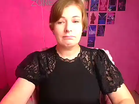 Snapshot of Lissmilf chatting on 10-18-25, 11:45 Lissmilf online show from 10-18-25, 11:45