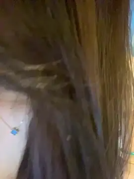 Snapshot of Hotellinh12 chatting on 02-02-26, 01:54 Hotellinh12 online show from 02-02-26, 01:54