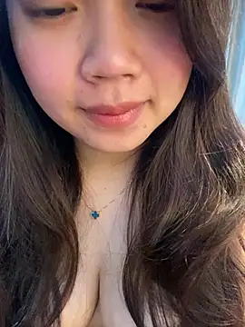 Snapshot of Hotellinh12 chatting on 03-09-26, 05:22 Hotellinh12 online show from 03-09-26, 05:22