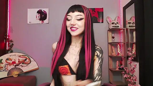 catipetite online show from 11-06-25, 07:01