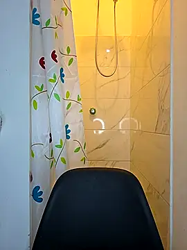 Watagatapitusberry1 online show from 11-26-25, 01:38