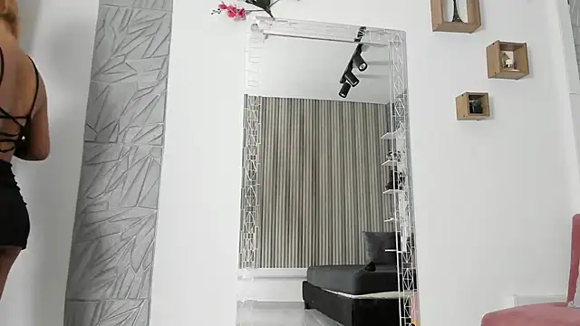 agatadelphine online show from 09-30-25, 01:17