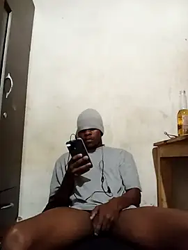 Snapshot of Uncletee112 chatting on 10-04-25, 08:54 Uncletee112 online show from 10-04-25, 08:54