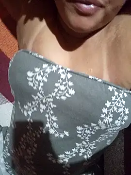 Snapshot of lovelyjhessy chatting on 02-24-25, 01:35 lovelyjhessy online show from 02-24-25, 01:35