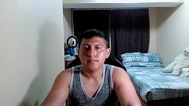 JoshuaTls08 online show from 10-03-25, 04:25