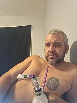 Snapshot of silkstroker6981 chatting on 01-13-26, 10:41 silkstroker6981 online show from 01-13-26, 10:41