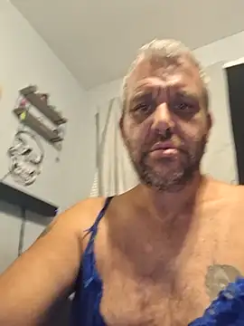 Snapshot of silkstroker6981 chatting on 09-26-25, 12:17 silkstroker6981 online show from 09-26-25, 12:17