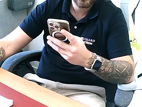 Boysexy98 online show from 05-07-26, 11:46