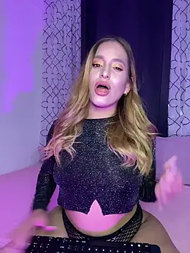 Agnescruzz online show from 03-25-26, 02:12